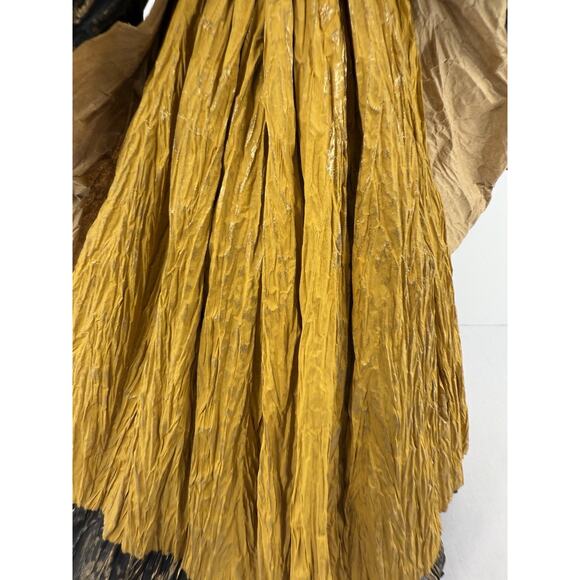 Vintage Paper Twist Pilgrim Woman Figurine Pumpkins Rustic Thanksgiving Decor - Picture 5 of 8